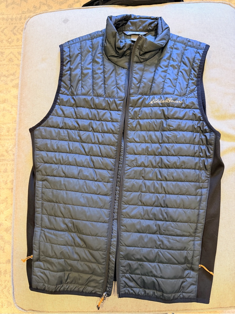 Eddie Bauer Quilted Lightweight Vest in Dark Blue and Black